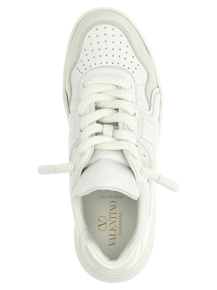 Valentino Garavani One Stud Xl Sneakers - Bianco | c6e46ad8df50387a163542bfd5c095714dbf5073