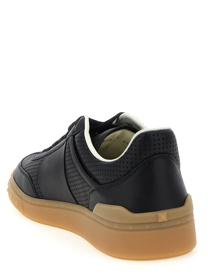 Valentino Garavani Upvillage Sneakers - Nero | 3c27f30852e740c83b4bb32a946b199d9b55af41