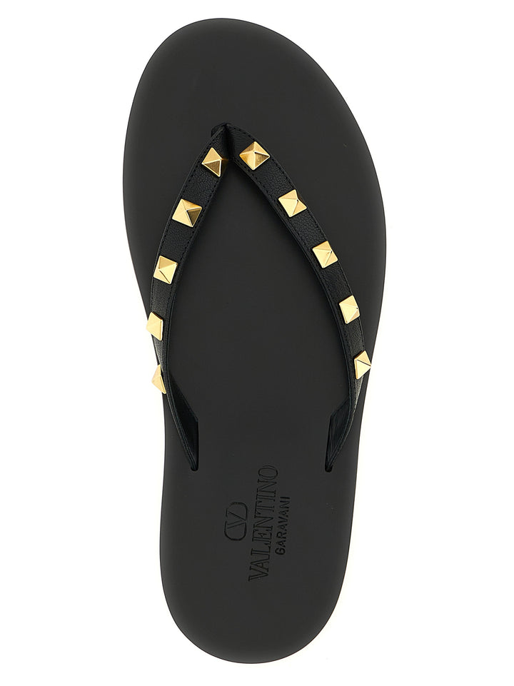 Valentino Garavani Thong Rockstud Sandali - Nero | b70692e0e0e4bfbba978429e78e2dbb231f759c7
