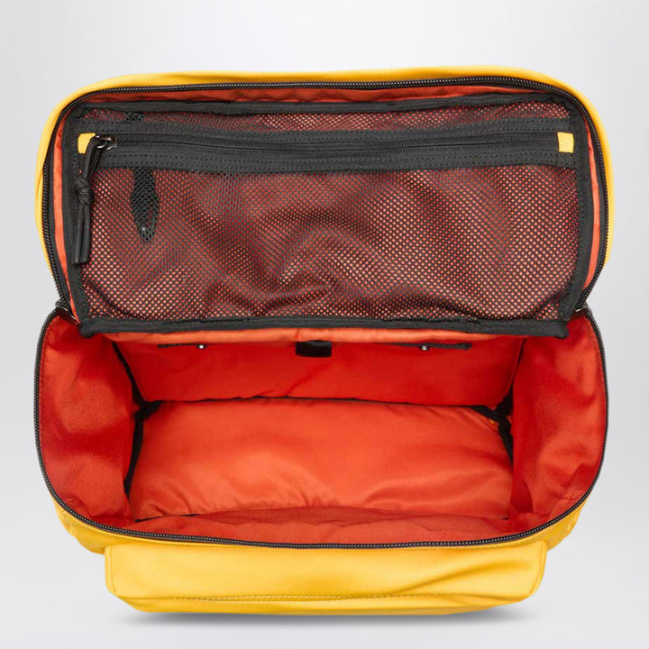 Done! Apparel & Accessories - Giallo | b020ed80bc7dff0117723e1e74a22ab8d08f898a
