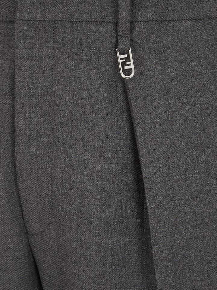 Pantalone in lana con dettaglio FF in metallo