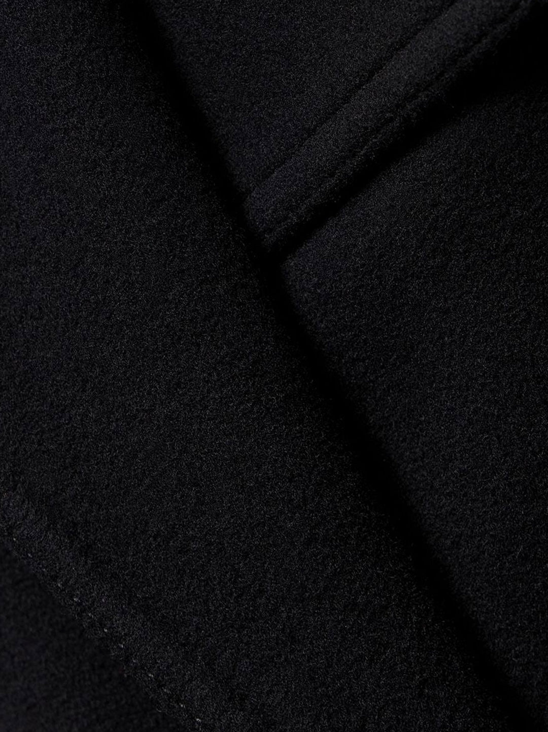 Cappotto in lana sostenibile con cintura in vita