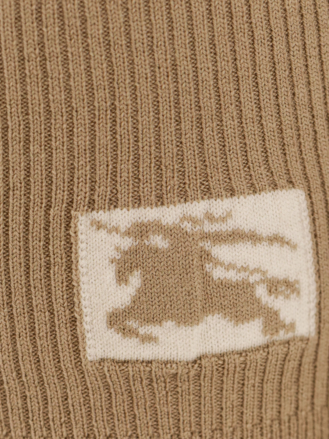 Maglia in misto lana con etichetta EKD