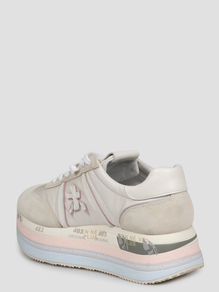 Beth sneakers