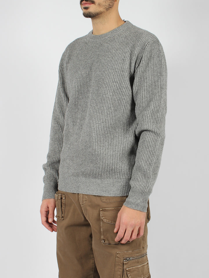 Ribbed crewneck sweater
