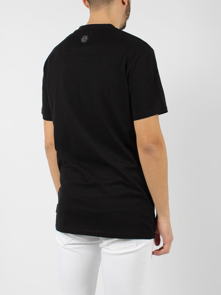 Embroidered round neck ss hexagon t-shirt