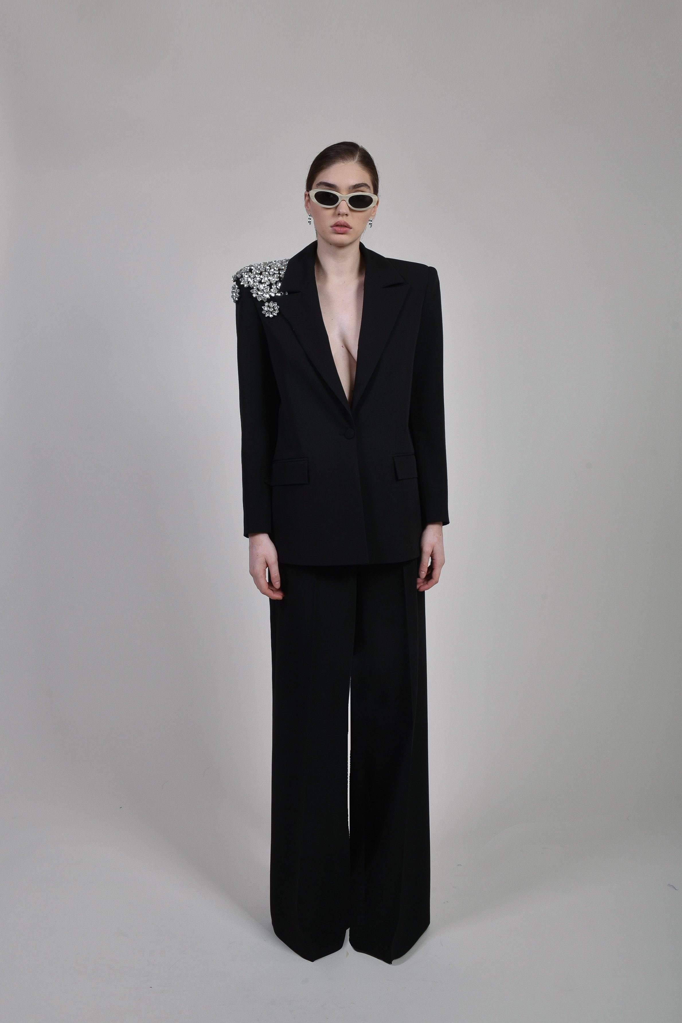Tailleur Giacca e Pantaloni Aura con dettaglio-The Archivia-Wanan Luxury