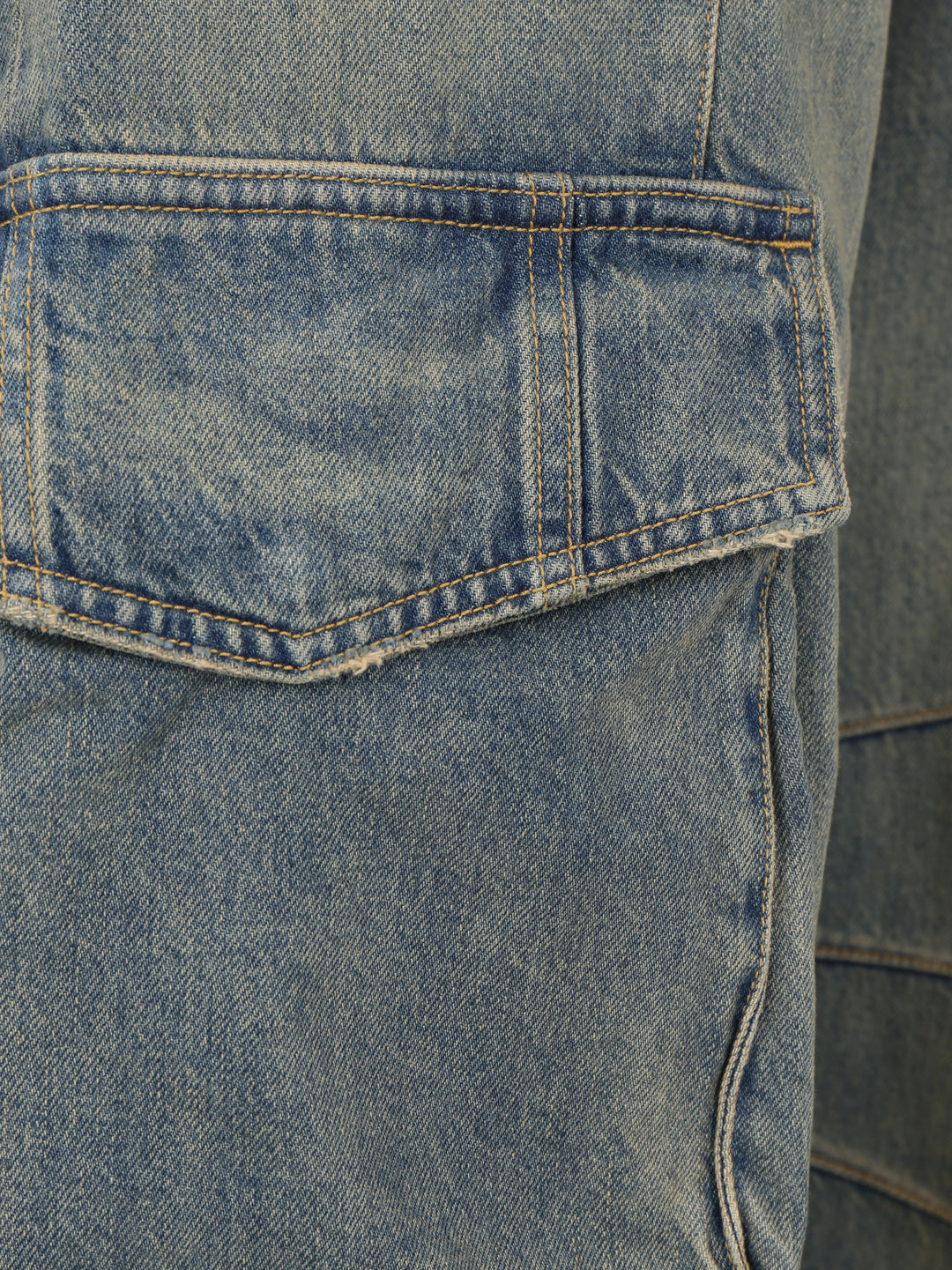 Jeans cargo in cotone con tasche applicate