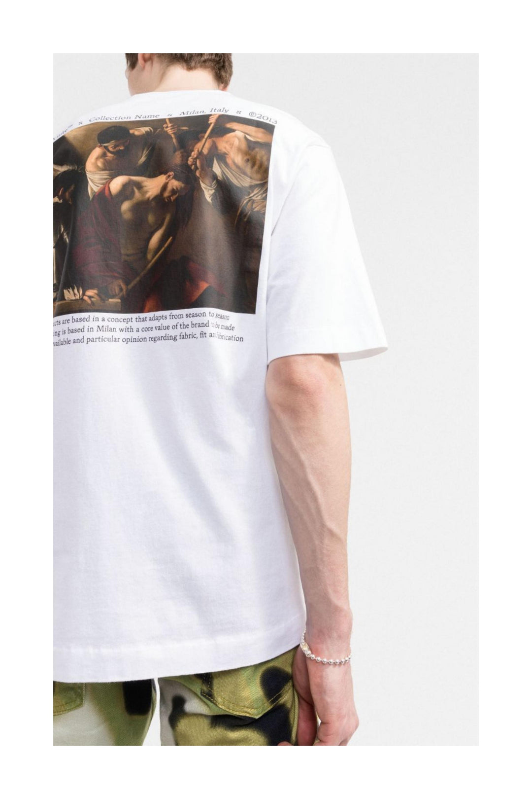 T-Shirt Bianca con Stampa Caravaggio